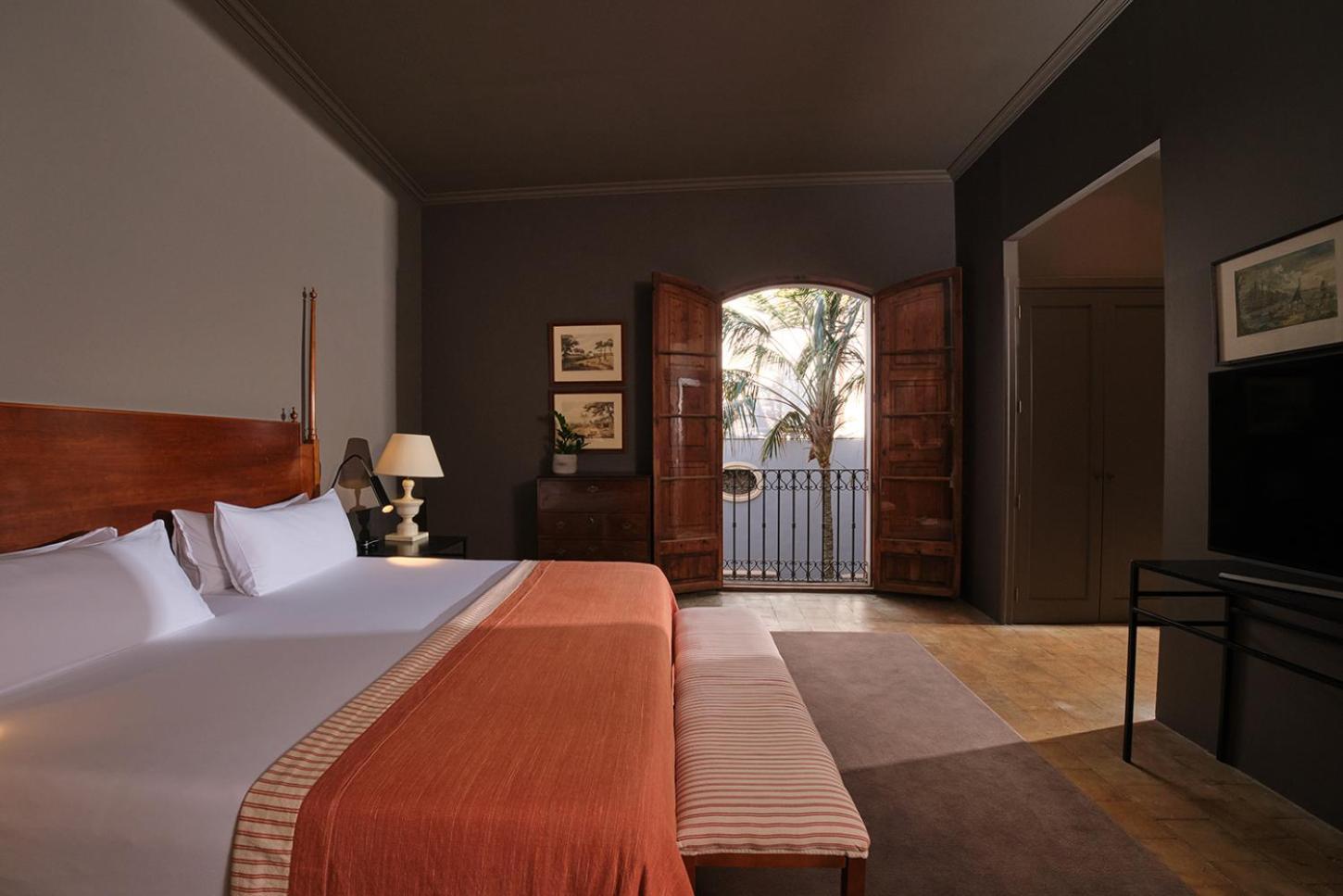 Cera (adults Only) Palma